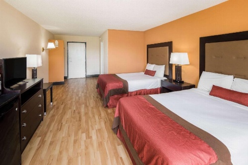 Travelodge by Wyndham Hardeeville image 9